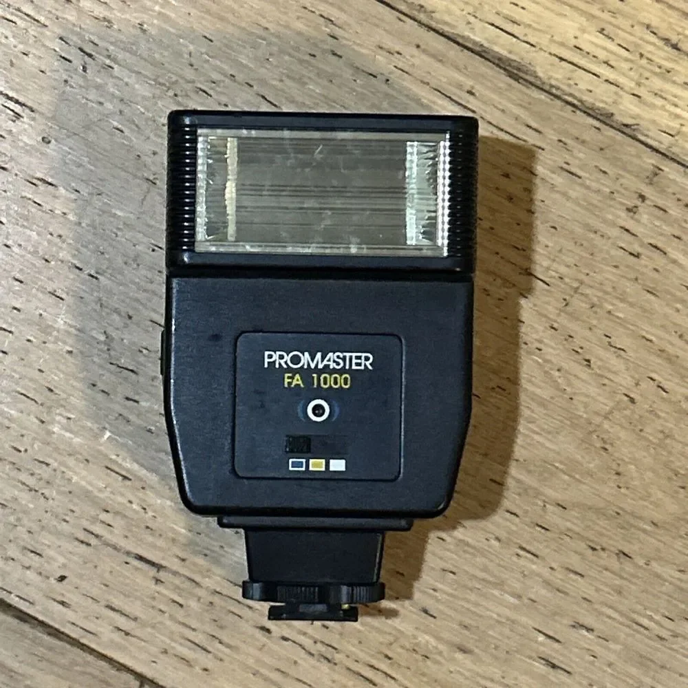 Promaster FA-1000 Shoe Mount‎ Flash